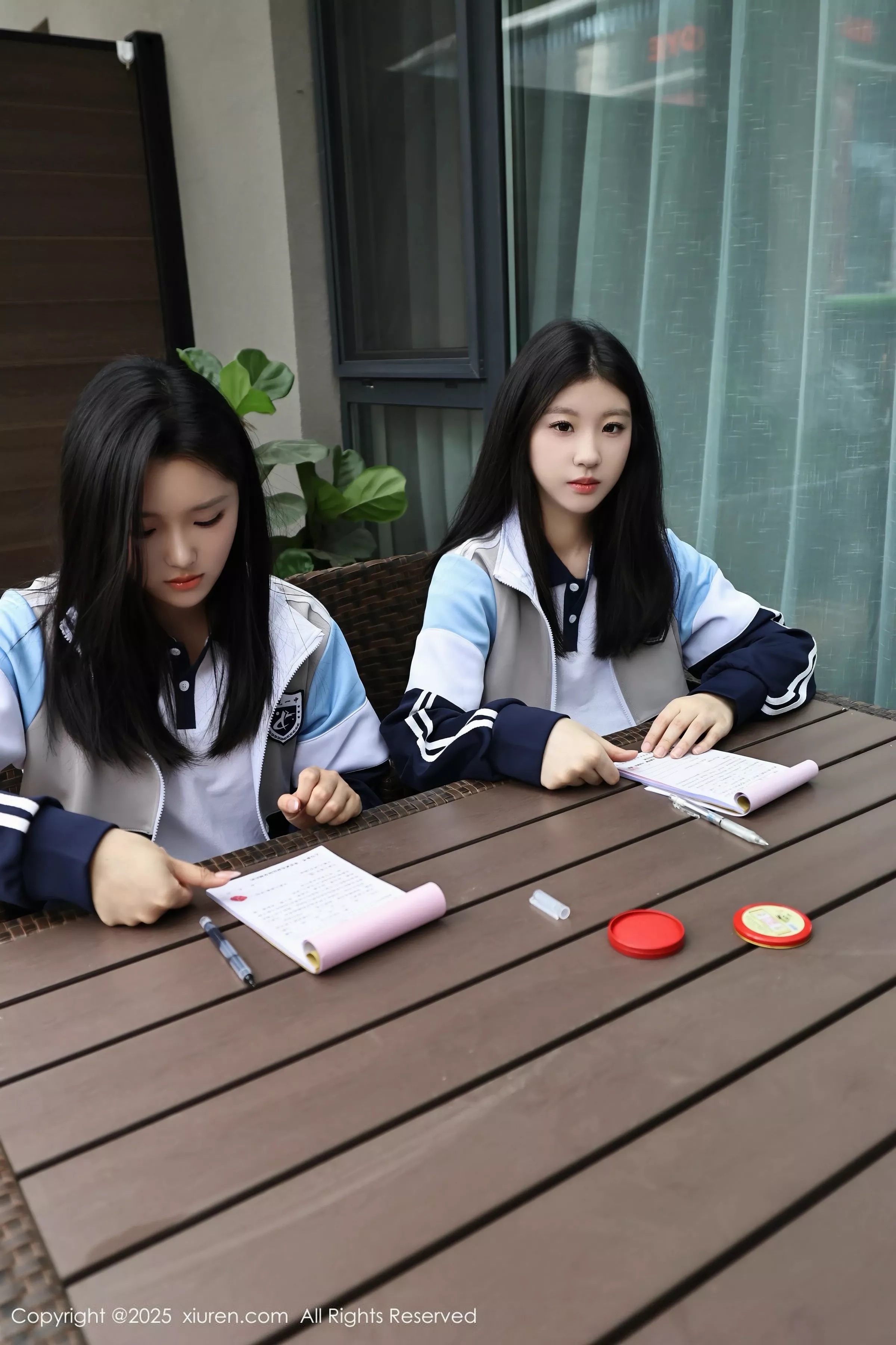 秀人集.com_[XiuRen秀人网]No.10288_模特合集美女小芭乐性感蓝色校服露白色内衣秀曼妙身姿诱惑写真73P