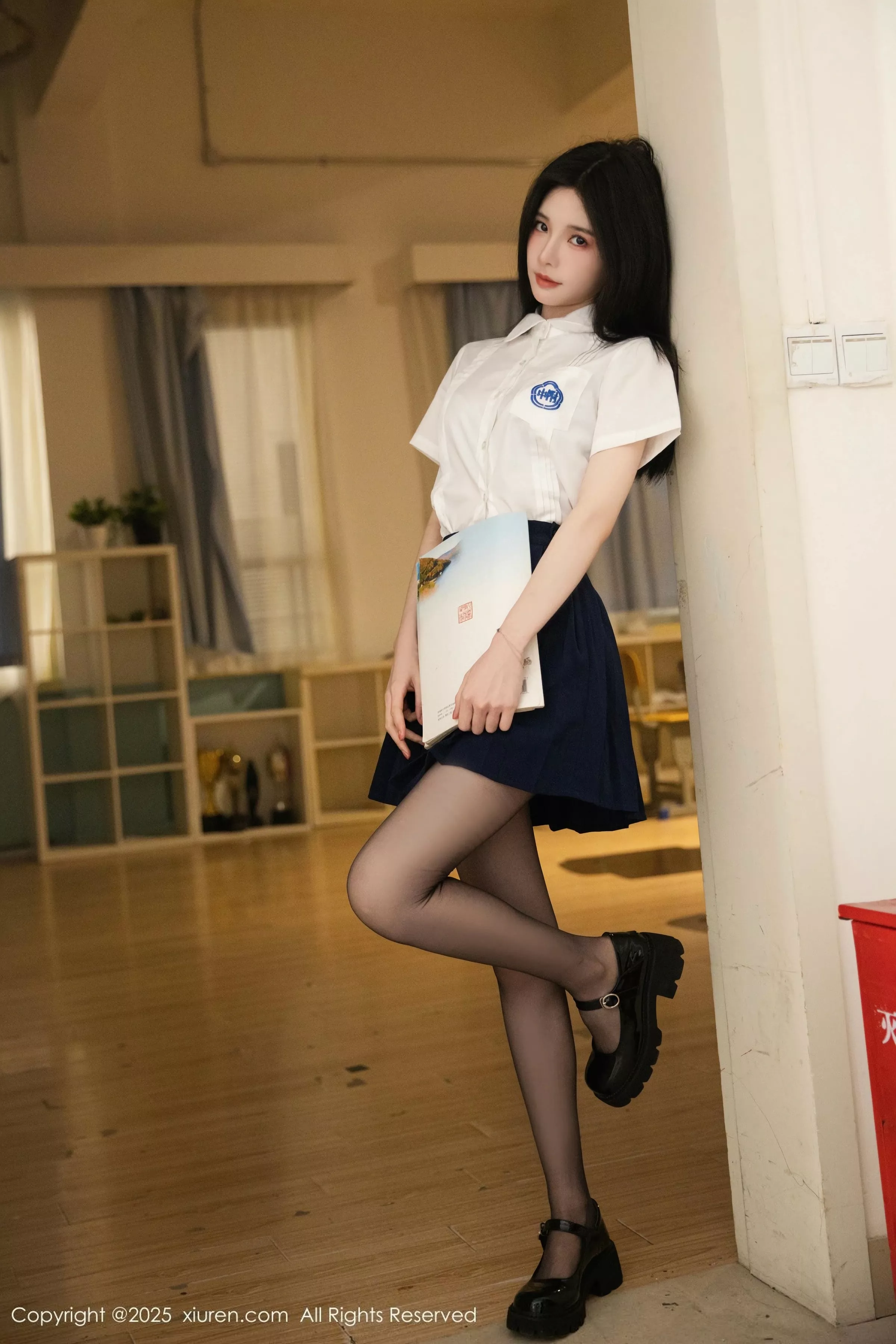 秀人集.com_[XiuRen秀人网]No.10287_模特布丁wow性感JK制服露蕾丝内衣配超薄黑丝秀完美身材诱惑写真81P