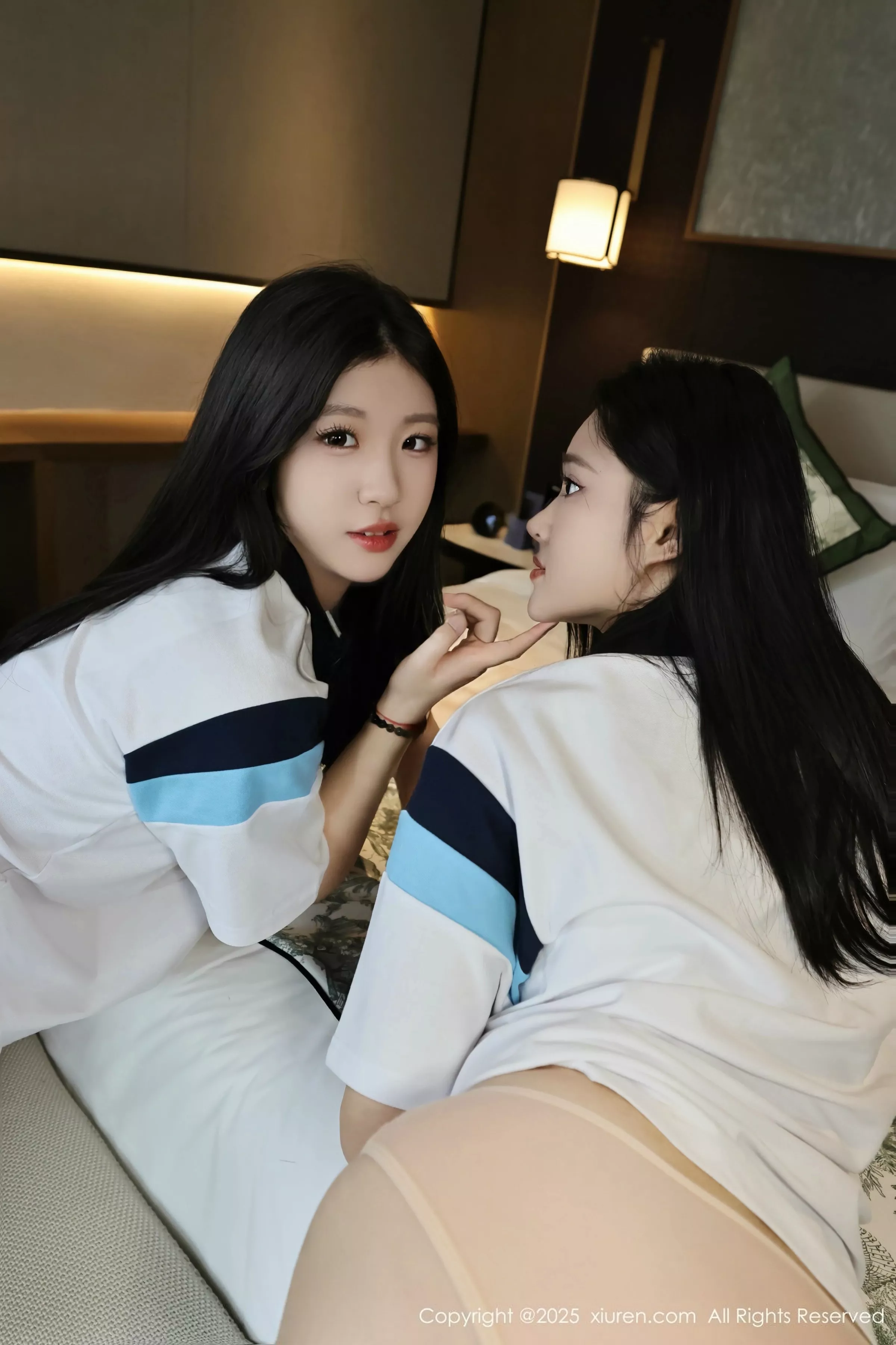 秀人集.com_[XiuRen秀人网]No.10288_模特合集美女小芭乐性感蓝色校服露白色内衣秀曼妙身姿诱惑写真73P