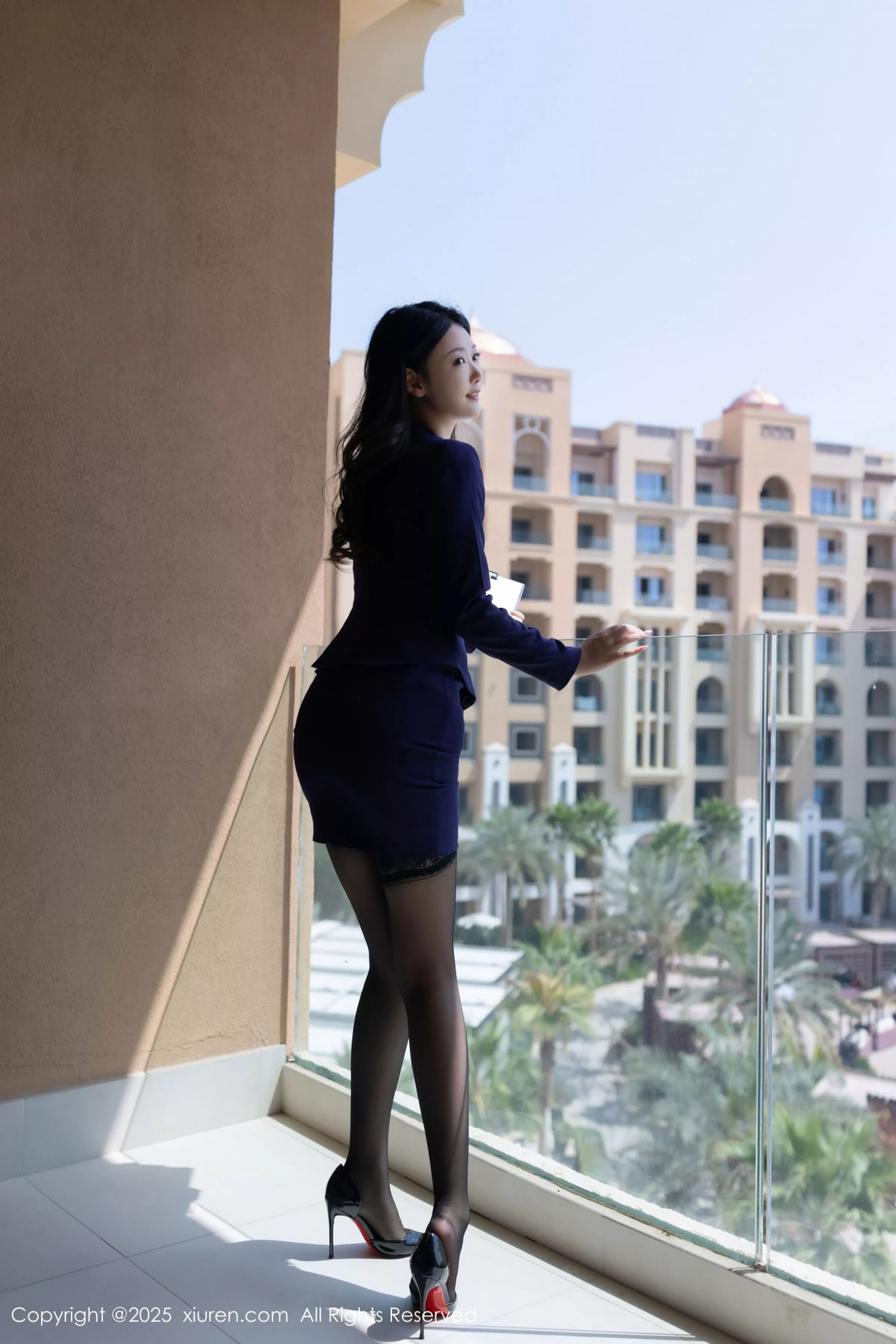 秀人集.com_[XiuRen秀人网]No.10178_模特唐安琪深蓝OL服饰露黑色内衣配黑丝吊袜秀曼妙身姿诱惑写真80P