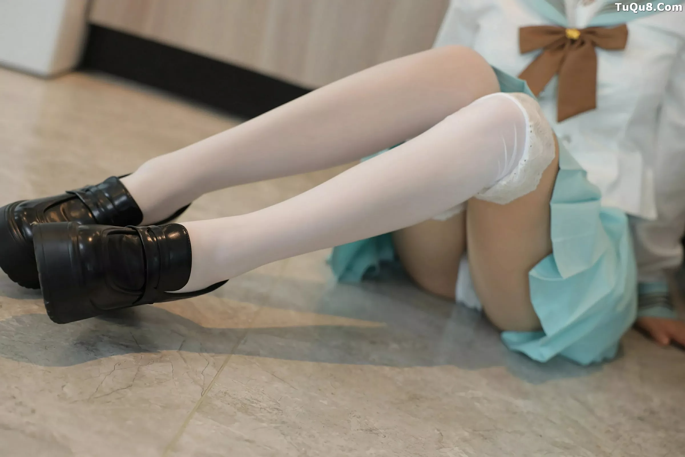 秀人集.com_[XiuRen秀人网]No.10379_新人模特林嘉馨性感JK制服露白色内衣配白丝袜秀丰腴身材诱惑写真93P