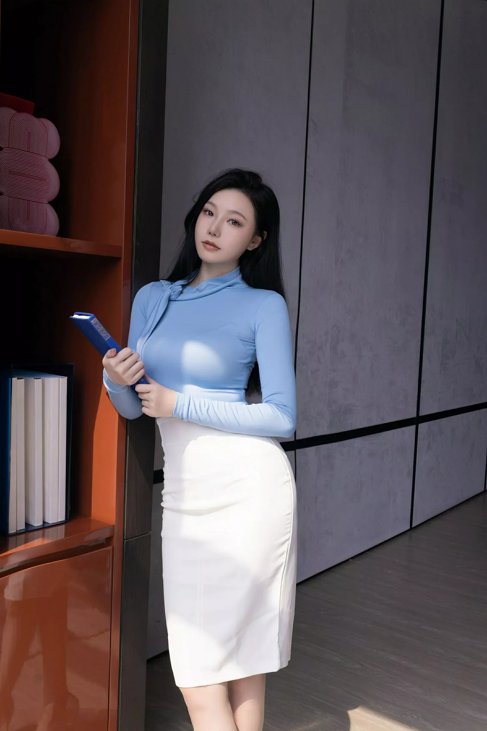 秀人集.com_[XiuRen秀人网]No.10424_模特安然anran性感蓝色上衣露肉色内衣配超薄肉丝秀美腿诱惑写真80P