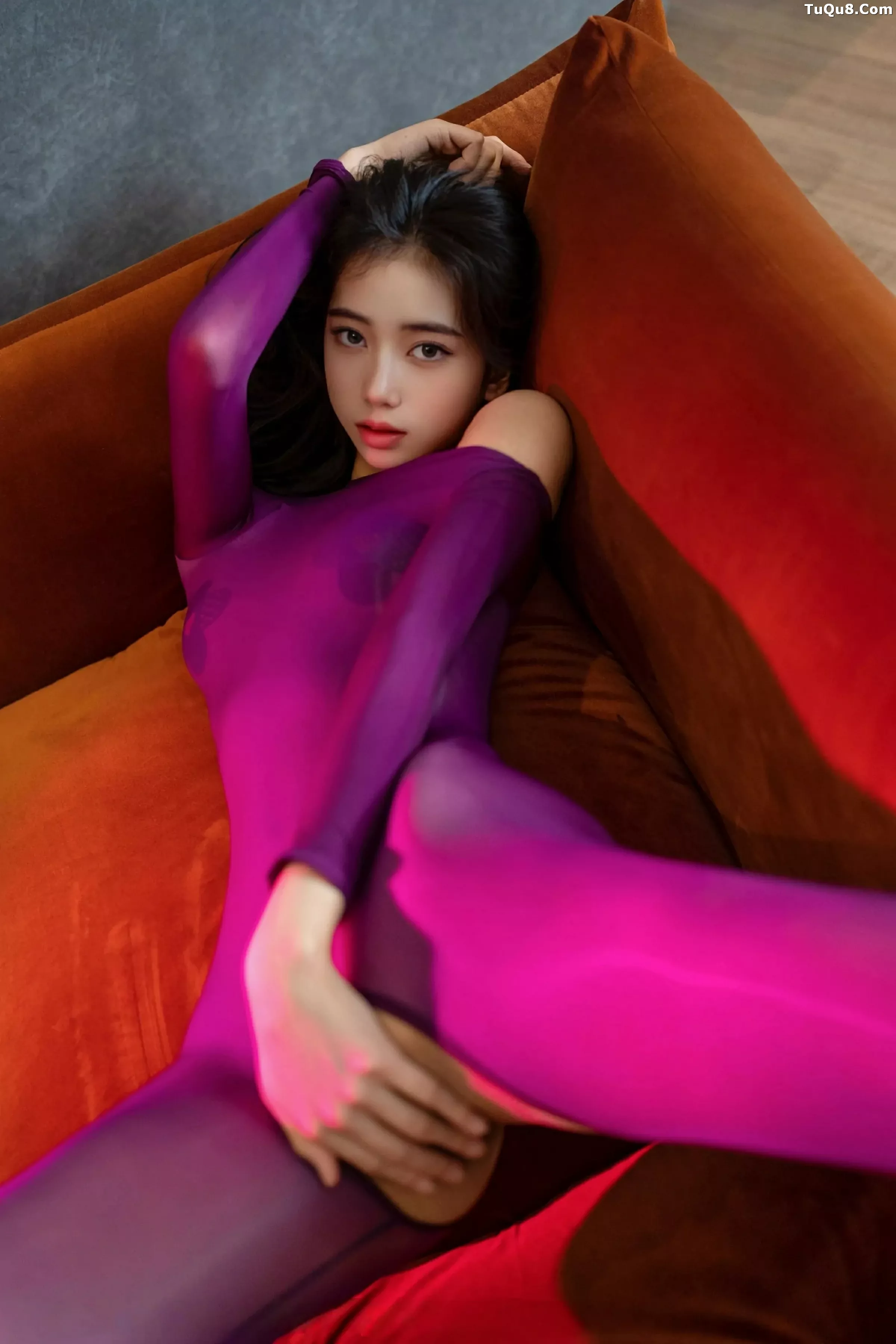 秀人集.com_[XINGYAN星颜社]VOL.363_模特时安安浴室场景性感紫色连体丝袜秀柔美身姿撩人诱惑写真81P