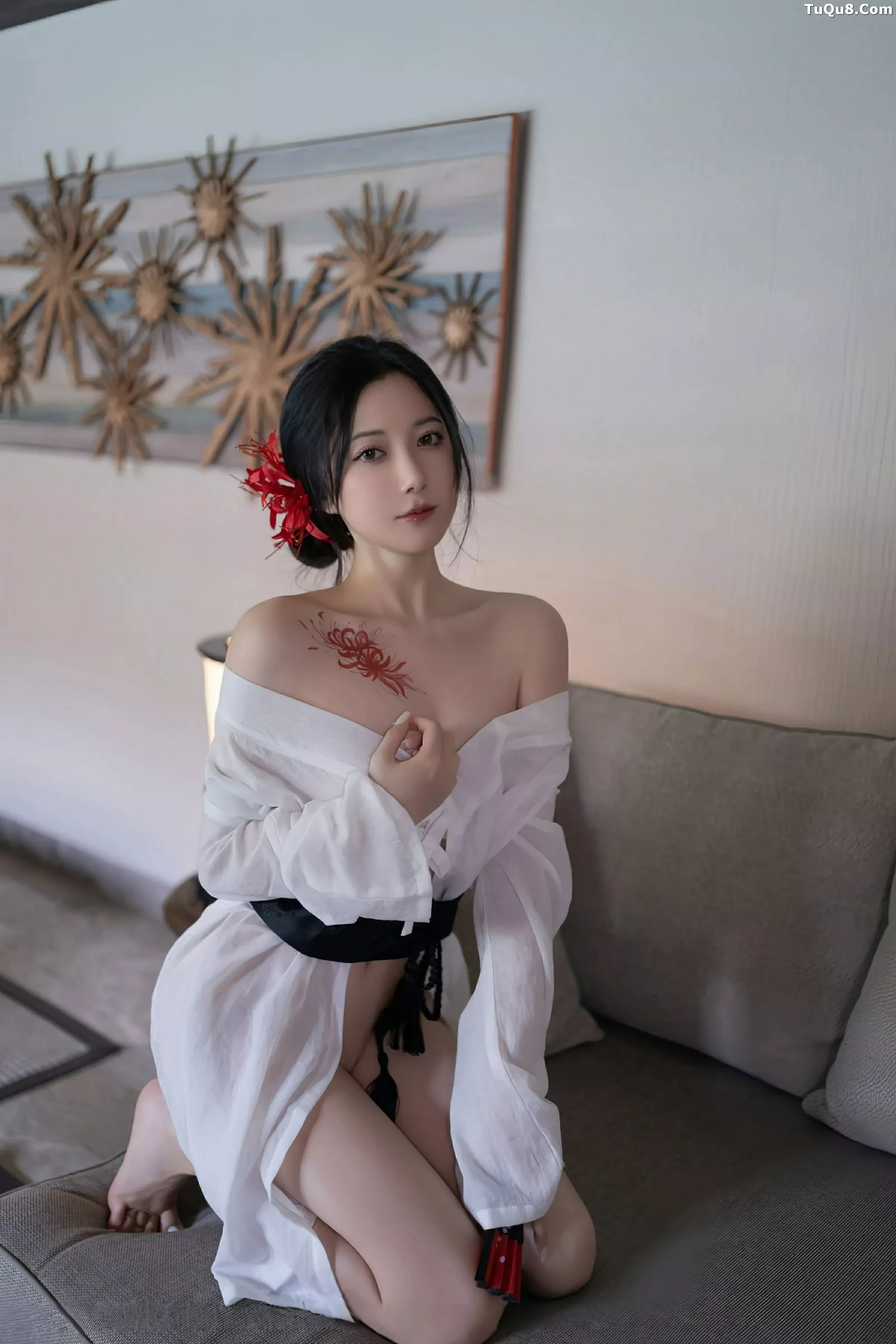 秀人集.com_[XiuRen秀人网]No.10514_模特鱼子酱Fish性感白色薄透服饰配白色丝袜秀曼妙身材诱惑写真80P