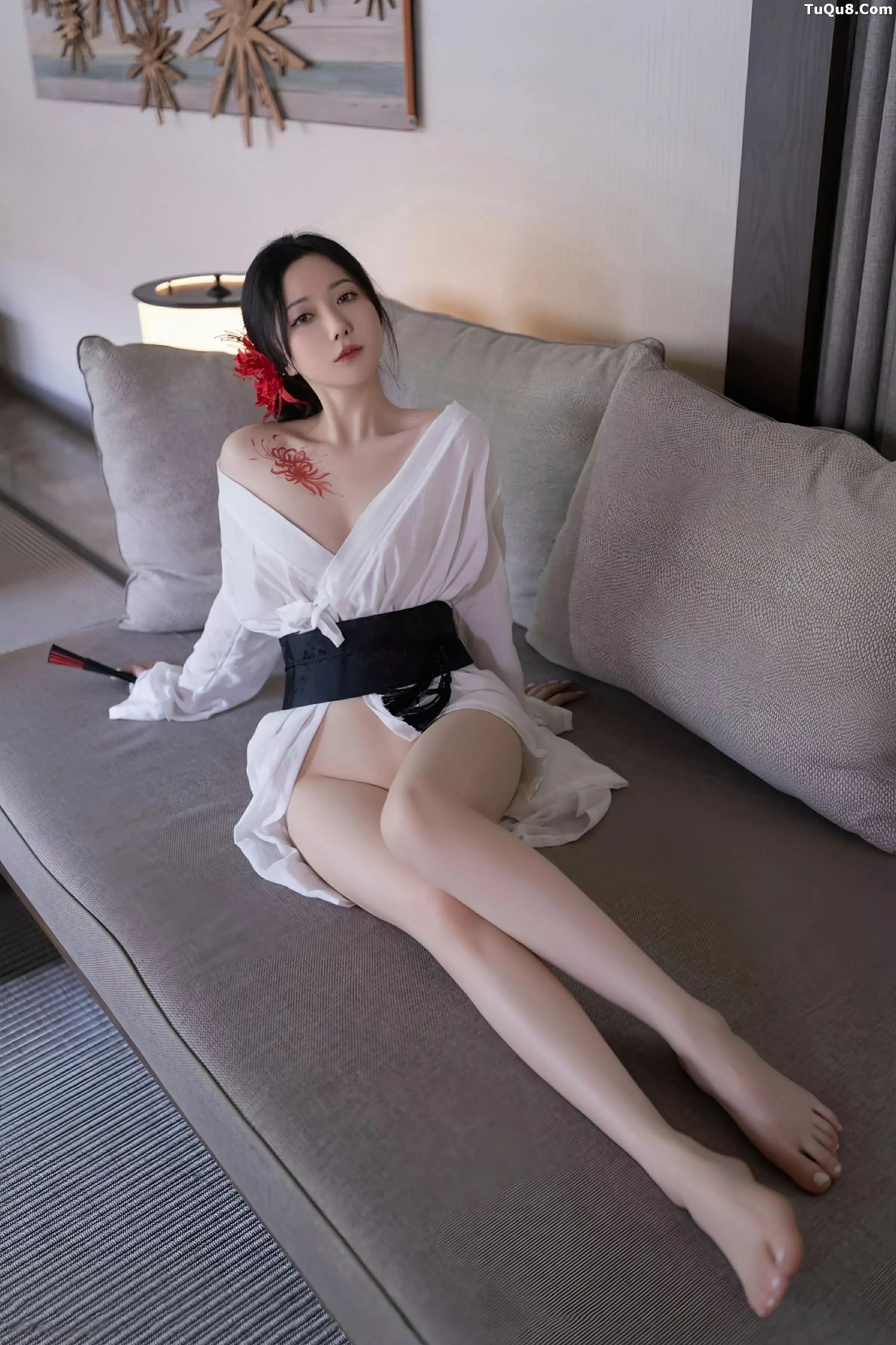 秀人集.com_[XiuRen秀人网]No.10514_模特鱼子酱Fish性感白色薄透服饰配白色丝袜秀曼妙身材诱惑写真80P