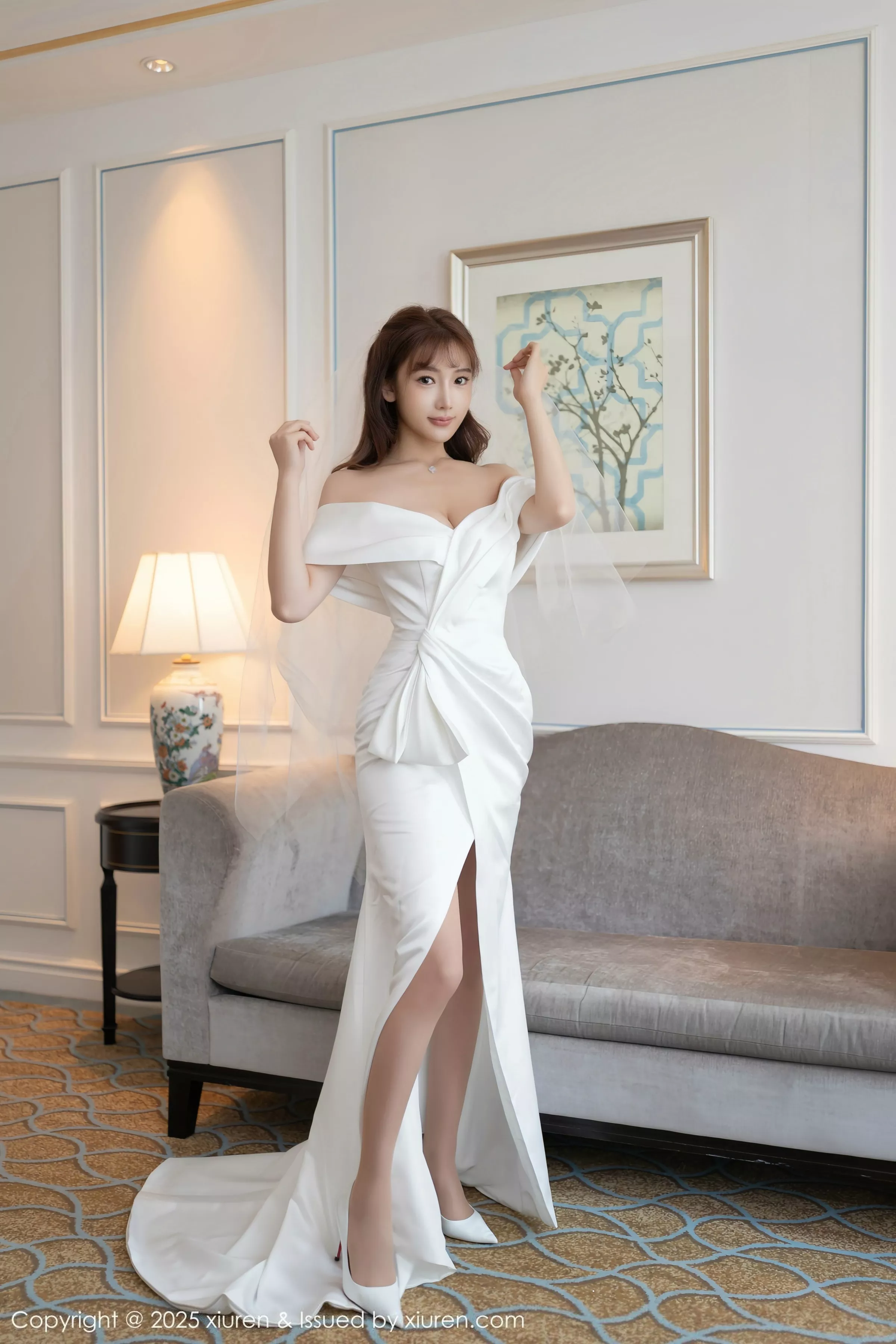 秀人集.com_[XiuRen秀人网]No.10535_模特陆萱萱性感白色蕾丝情趣婚纱配肉丝吊袜秀柔美身姿诱惑写真80P