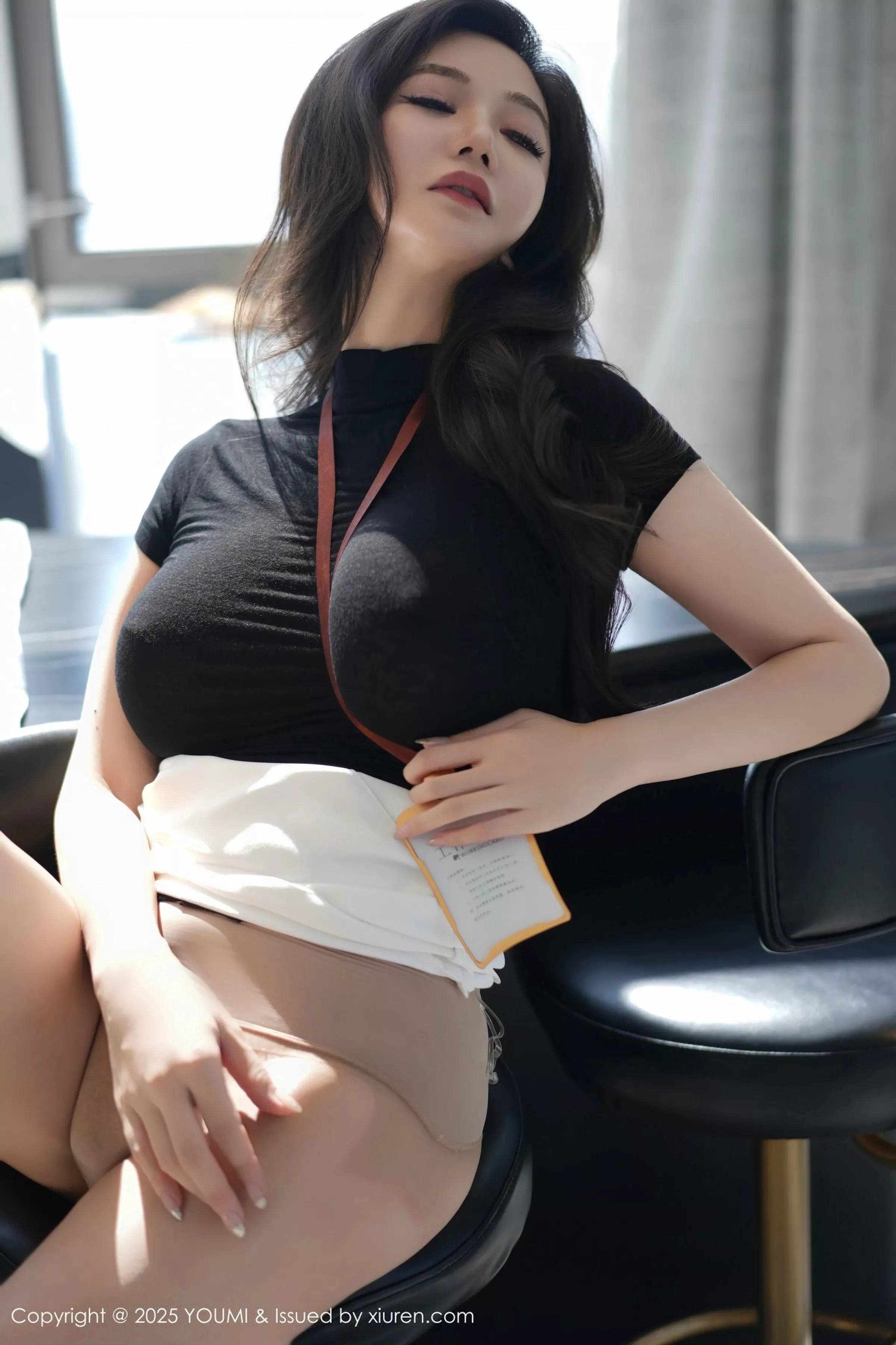 秀人集.com_[YouMi尤蜜荟]Vol.1144_女神心妍小公主性感黑色OL服饰配超薄肉丝秀丰腴身材诱惑写真78P