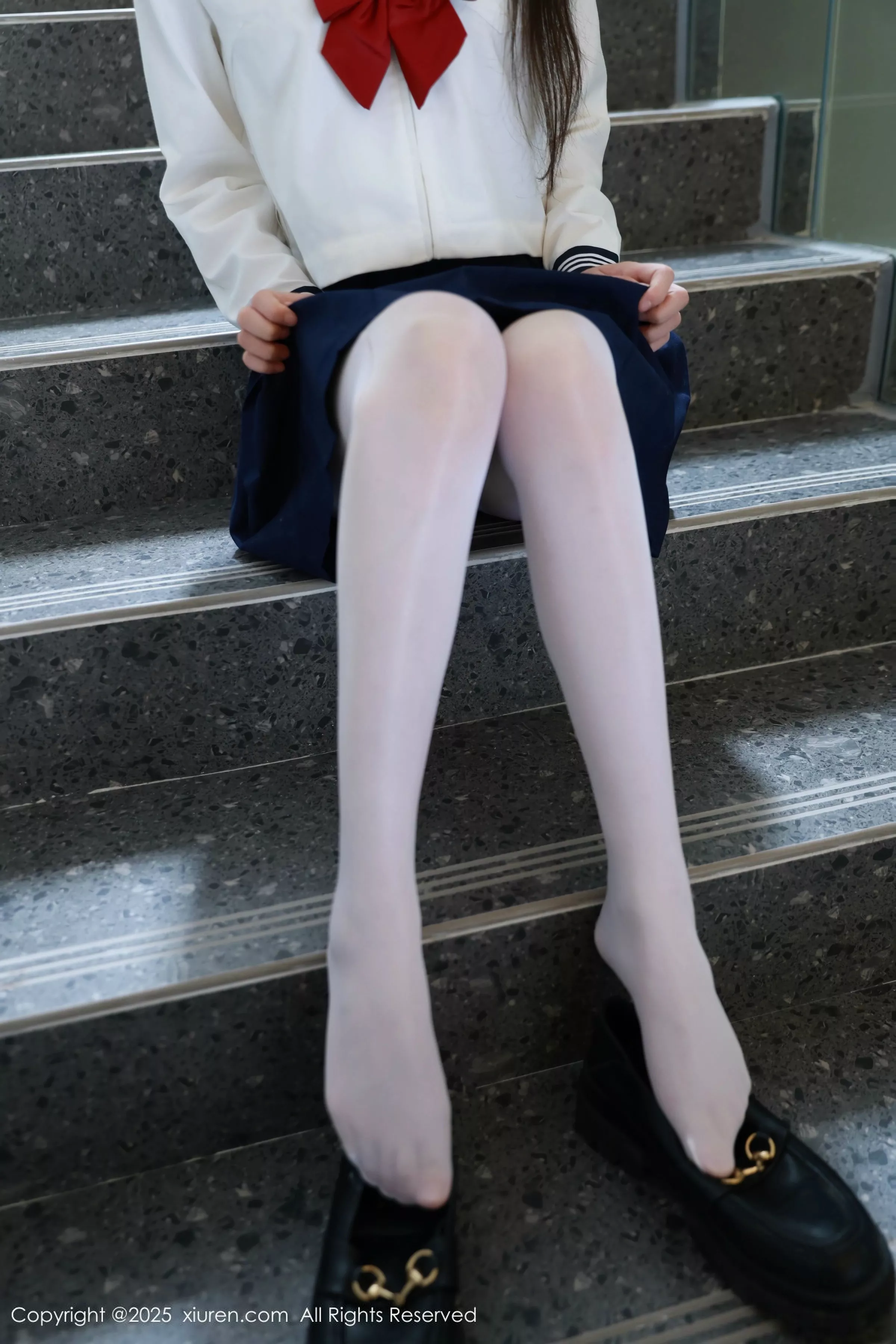 秀人集.com_[XiuRen秀人网]No.10458_新人模特糯咪性感JK制服配超薄白丝袜秀曼妙身姿撩人诱惑写真88P