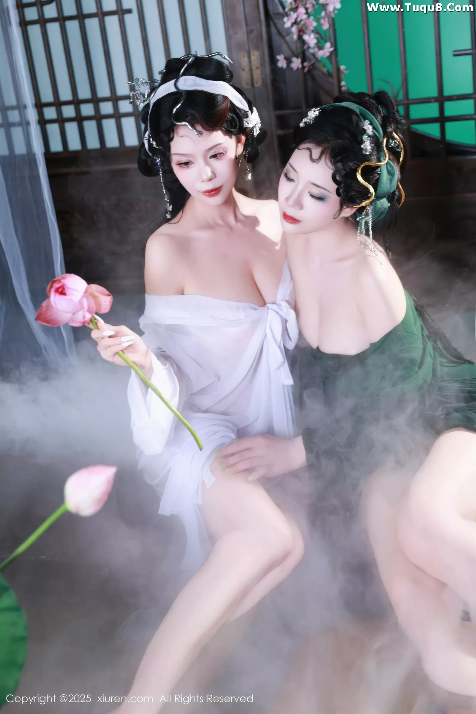 秀人集.com_[XiuRen秀人网]No.10561_模特南乔古风场景青蛇装扮性感低胸服饰秀完美身材诱惑写真88P