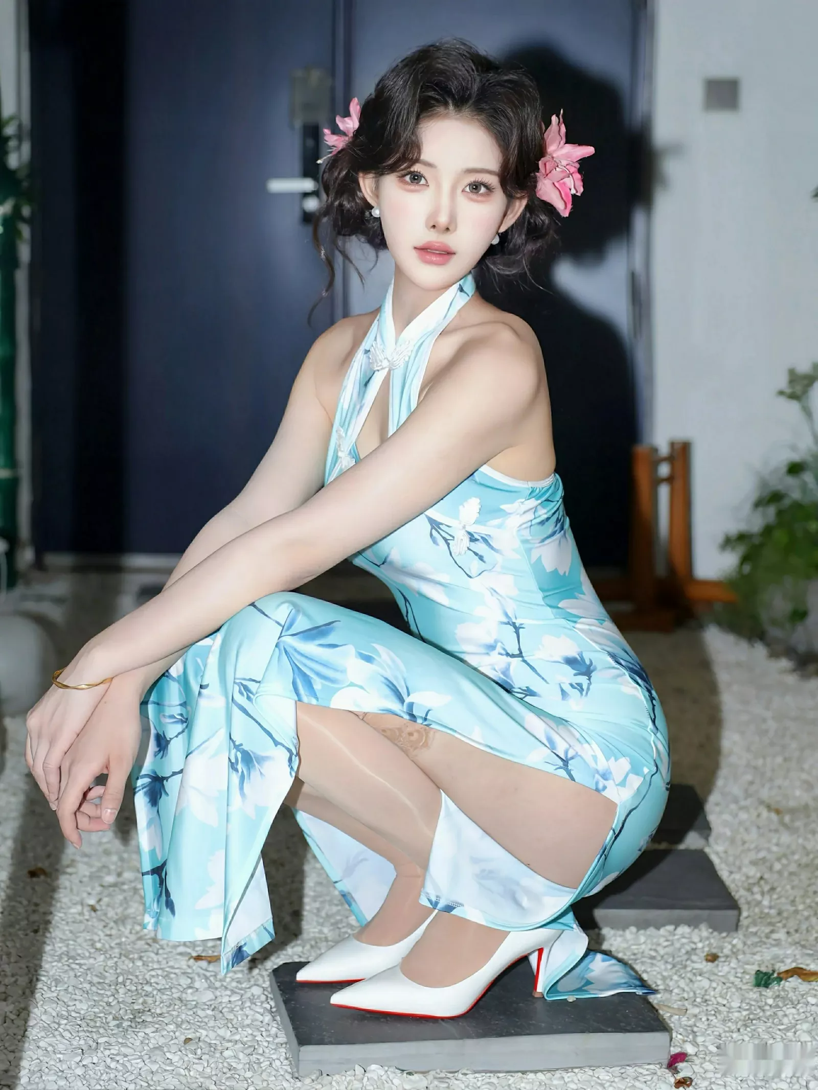 秀人集.com_[XiuRen秀人网]No.10594_模特梨霜儿性感青色情趣旗袍配超薄肉丝秀凹凸身材完美诱惑写真82P