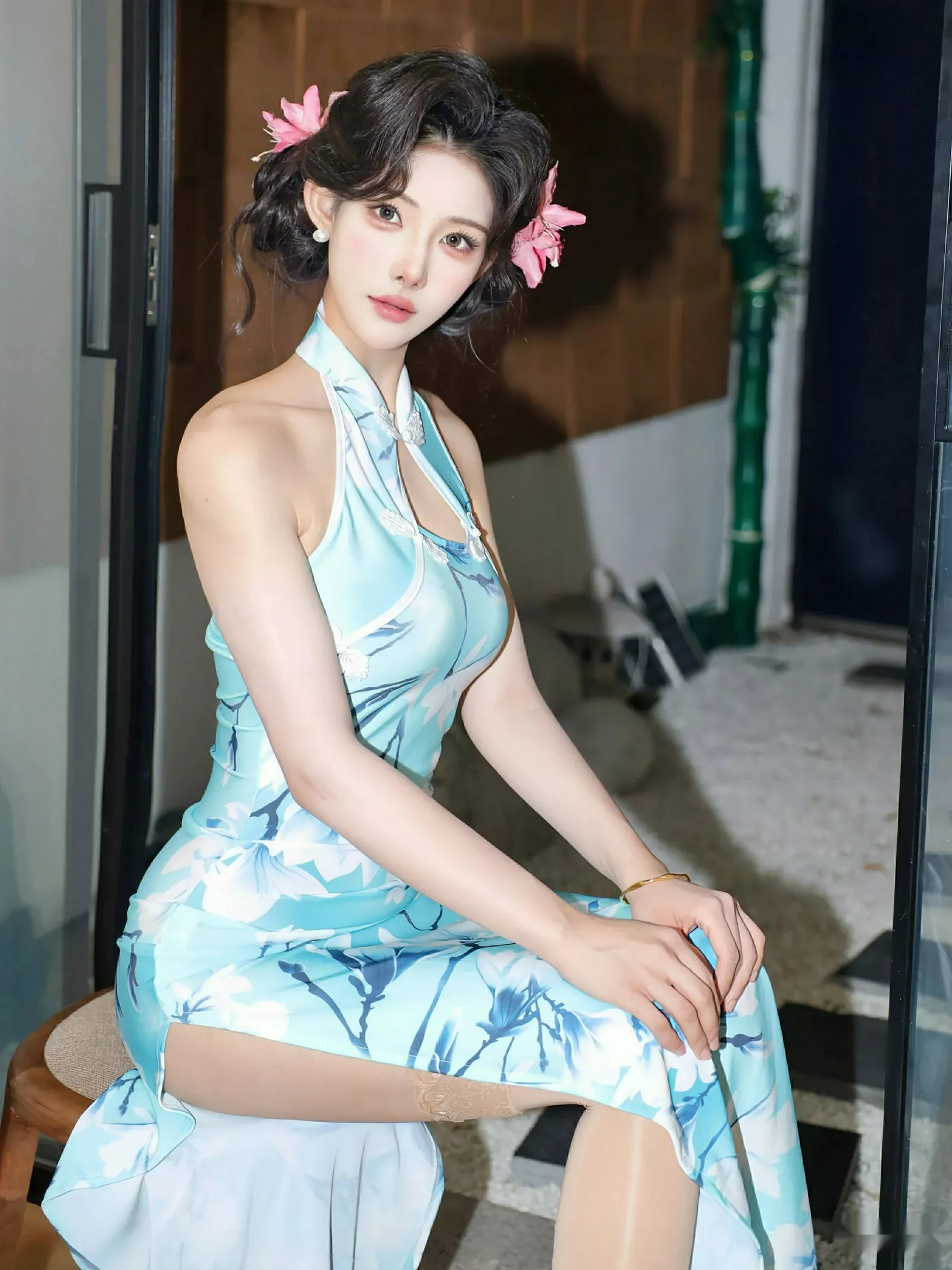 秀人集.com_[XiuRen秀人网]No.10594_模特梨霜儿性感青色情趣旗袍配超薄肉丝秀凹凸身材完美诱惑写真82P