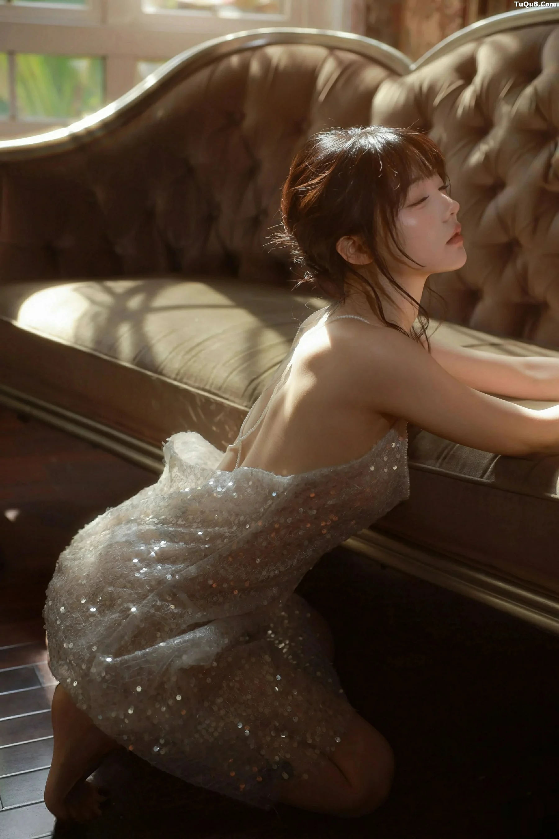 秀人集.com_[XiuRen秀人网]No.10799_模特佘贝拉Bella性感连衣长裙露白色情趣内衣秀完美身材诱惑写真73P