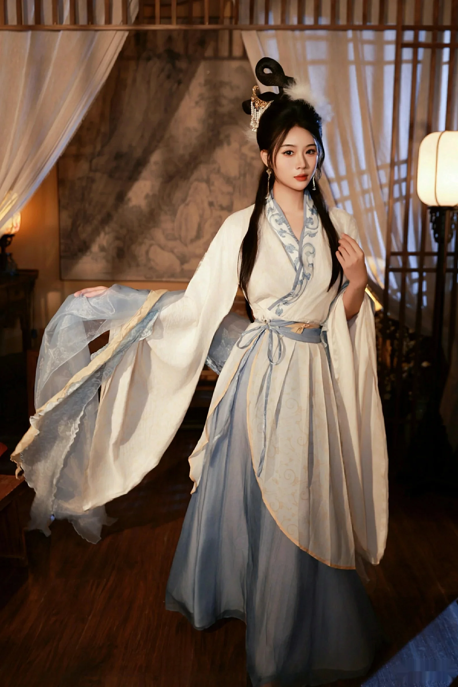 秀人集.com_[XiuRen秀人网]No.10835_模特南乔中秋主题性感汉服装扮配超薄肉丝秀白嫩肌肤诱惑写真76P