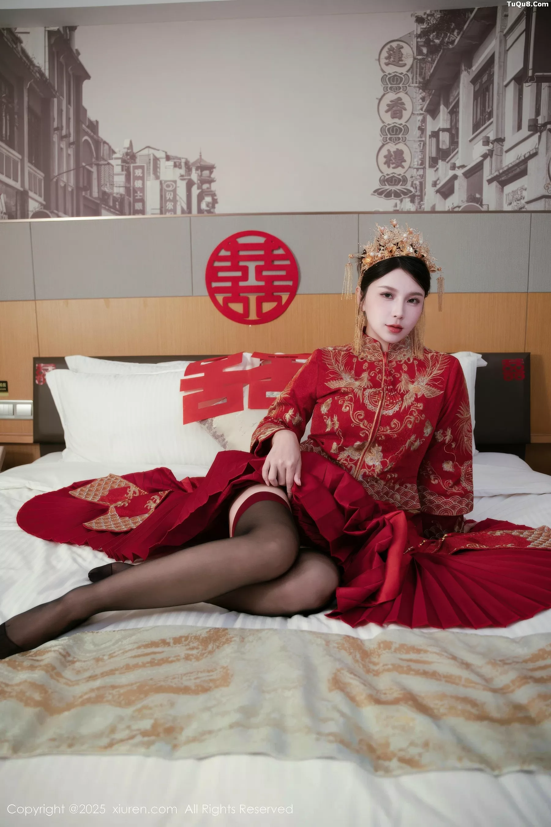 秀人集.com_[XiuRen秀人网]No.10865_模特小蛮妖Yummy性感红色新娘服配超薄黑丝秀完美身材诱惑写真66P