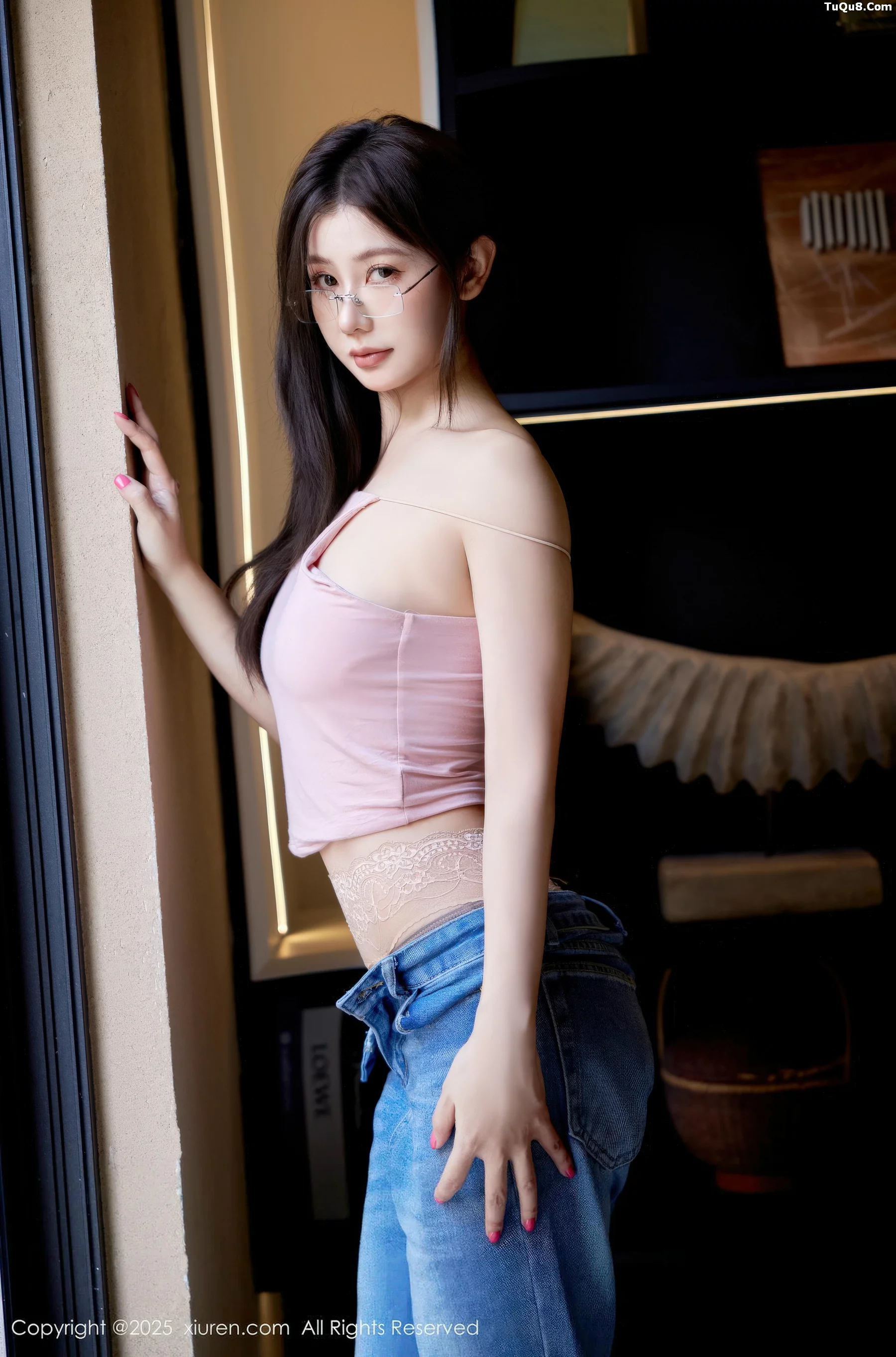 秀人集.com_[XiuRen秀人网]No.10983_模特尹甜甜sunny性感粉色上衣配蓝色牛仔裤秀完美身材诱惑写真83P