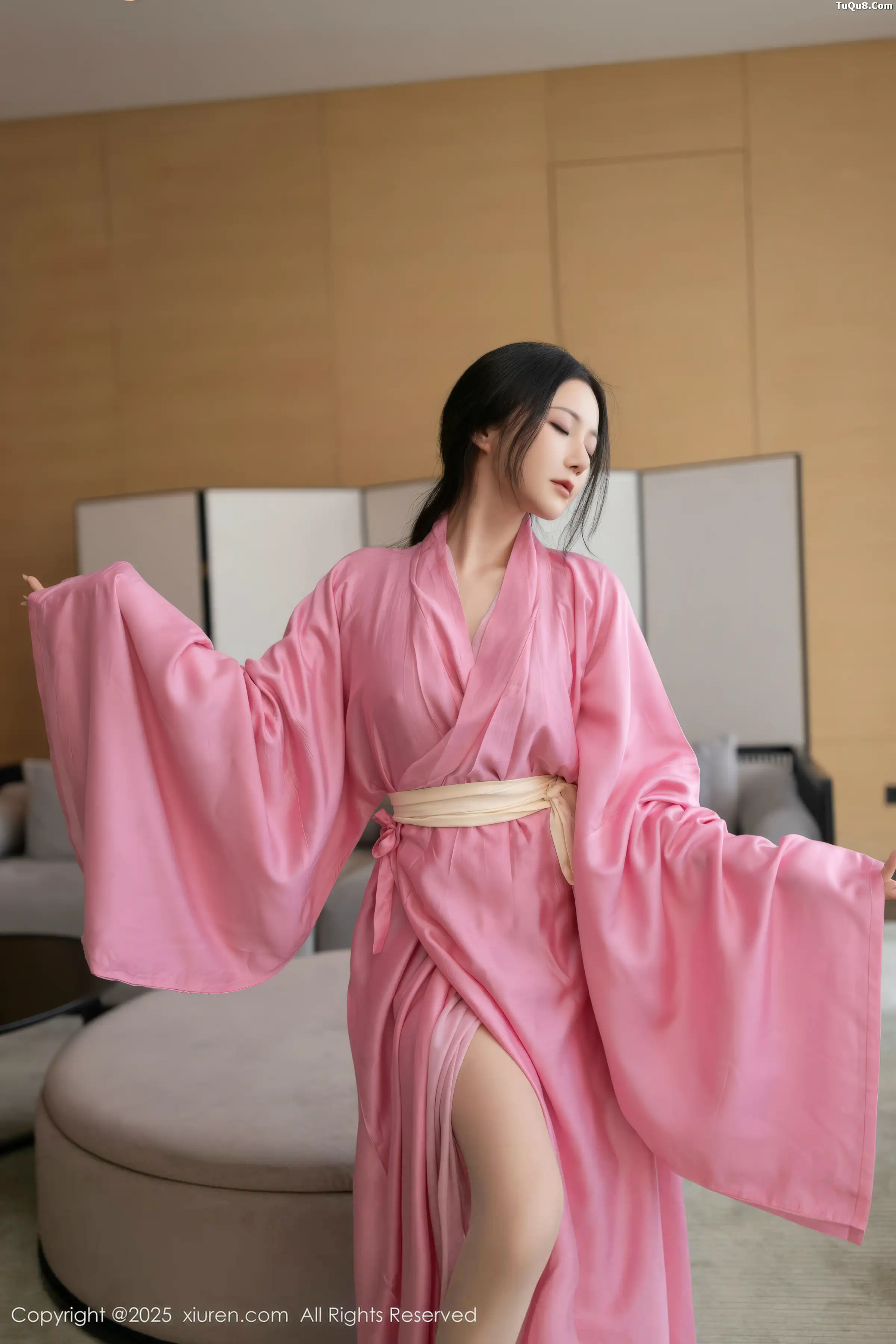 秀人集.com_[XiuRen秀人网]No.11049_模特鱼子酱Fish性感粉色月影纱配超薄肉丝秀曼妙身姿诱惑写真82P